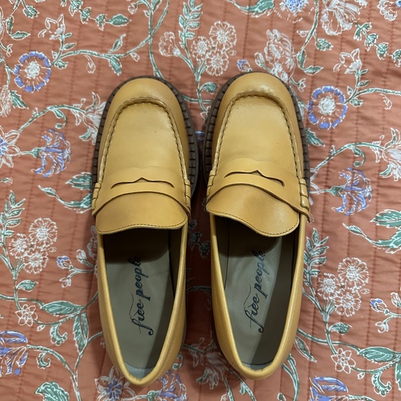 Brand new Free People tan loafers! - Picture 4 of 5